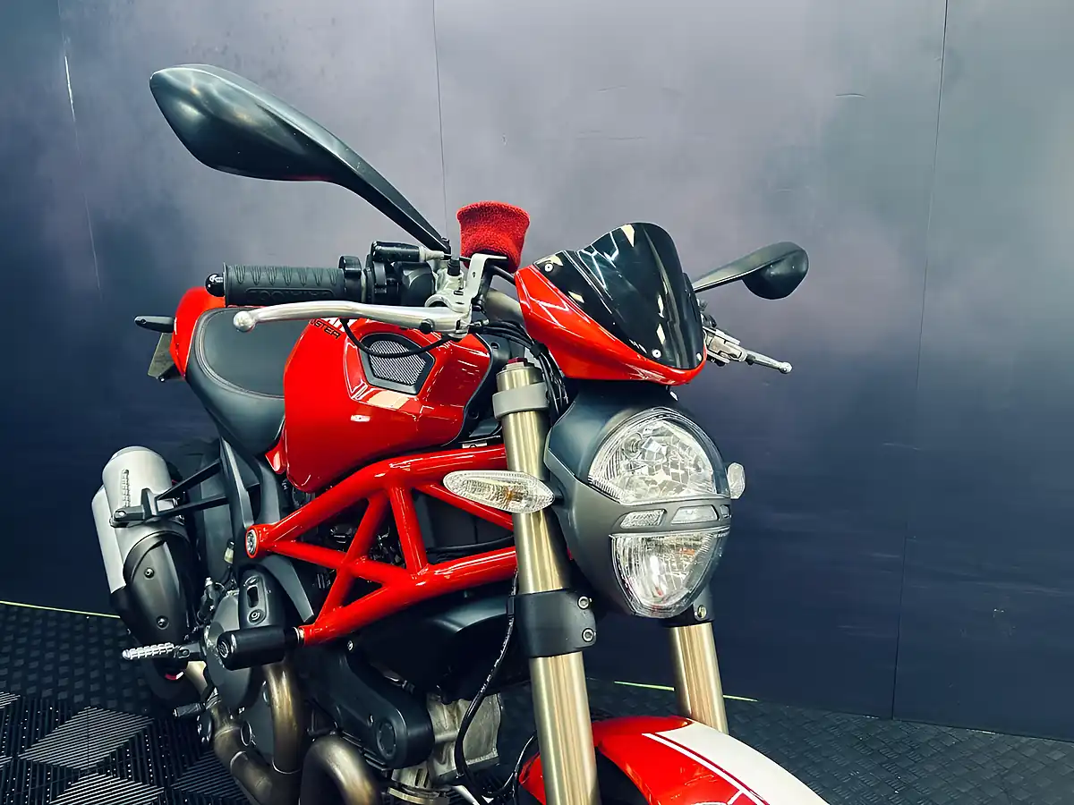 Used 2011 Ducati Monster Evo Red - Interior and Exterior details 7