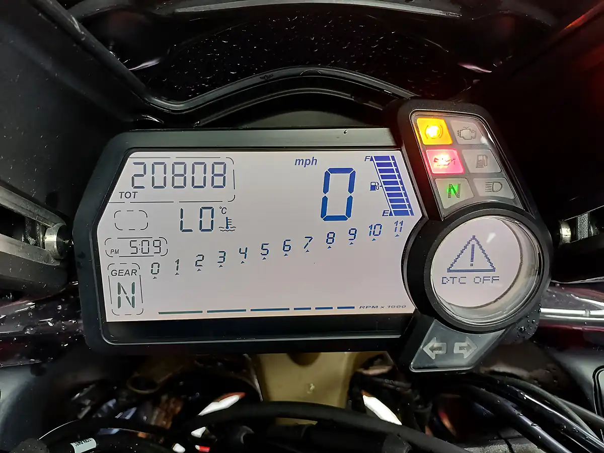 Used 2011 Ducati Multistrada 1200 Touring Red - Interior and Exterior details 15