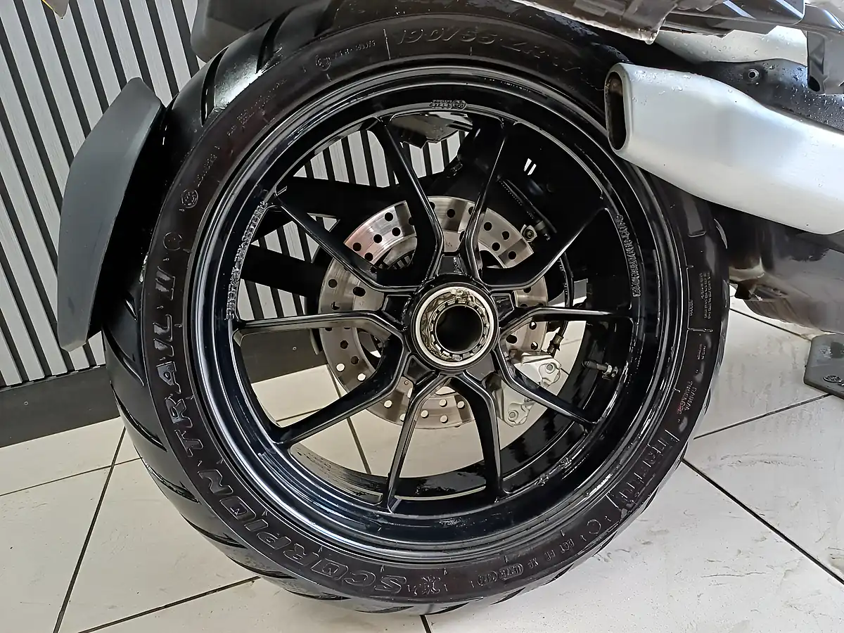 Used 2011 Ducati Multistrada 1200 Touring Red - Interior and Exterior details 16