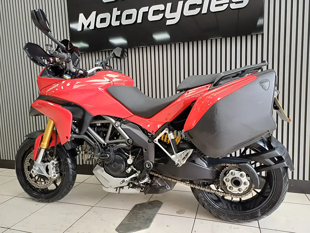 Used 2011 Ducati Multistrada 1200 Touring Red - Interior and Exterior details 4