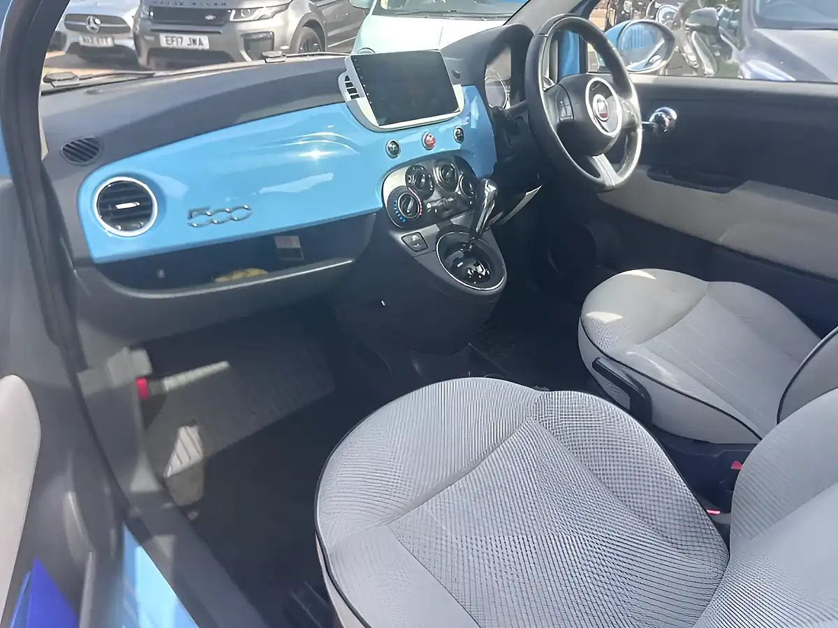 Used 2011 Fiat 500 Lounge Blue - Interior and Exterior details 18