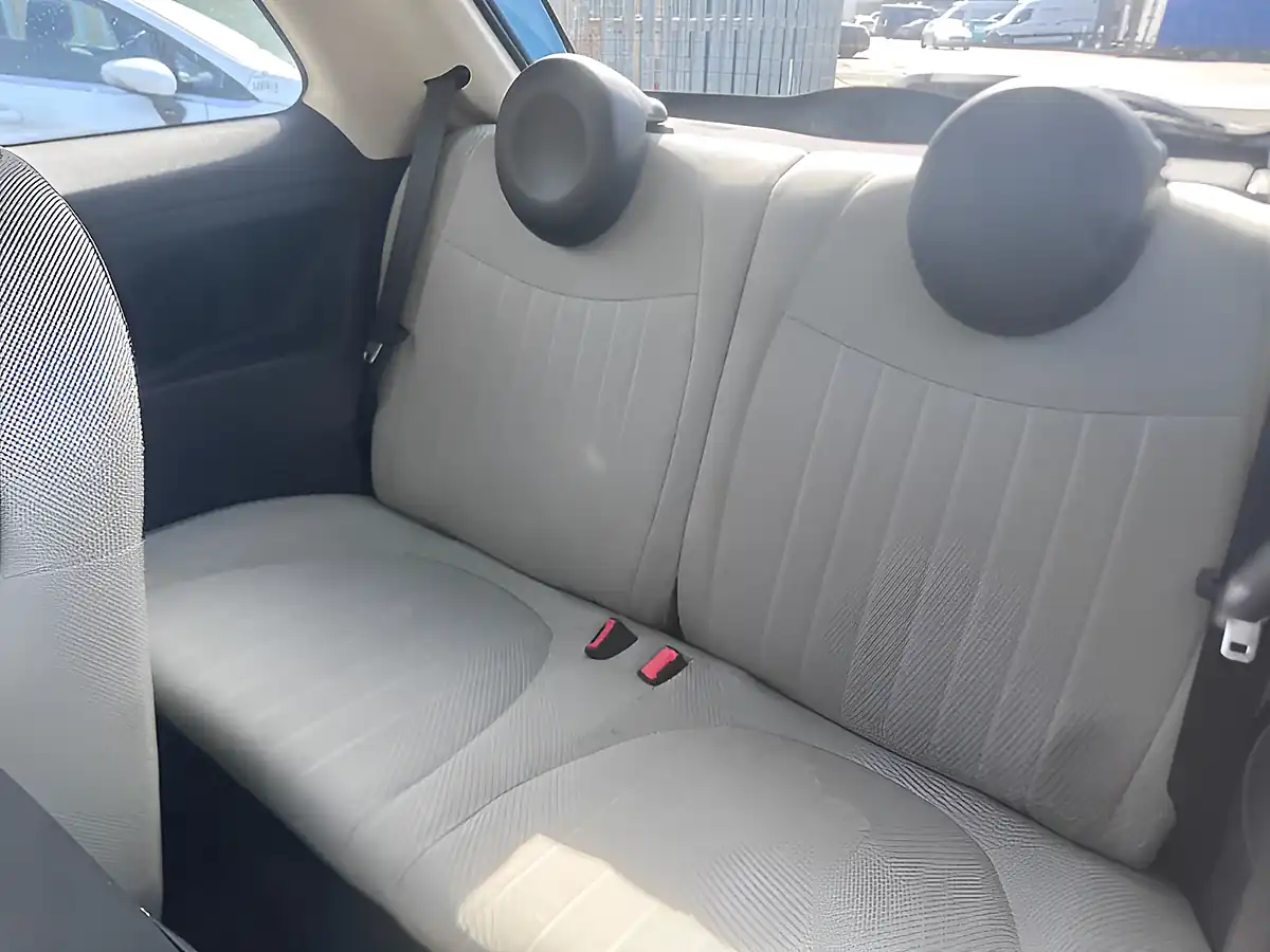 Used 2011 Fiat 500 Lounge Blue - Interior and Exterior details 19