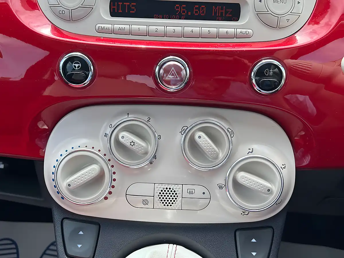 Used 2011 Fiat 500 Lounge Red - Interior and Exterior details 16