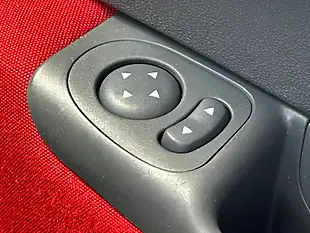 Used 2011 Fiat 500 Lounge Red - Interior and Exterior details 20