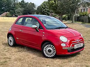 Used 2011 Fiat 500 Lounge Red - Interior and Exterior details 3