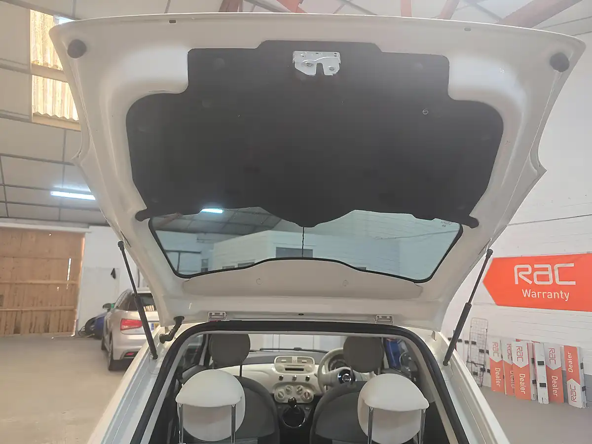 Used 2011 Fiat 500 Lounge White - Interior and Exterior details 10