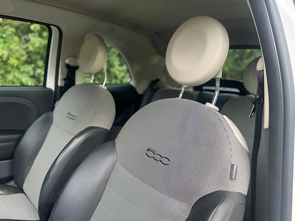 Used 2011 Fiat 500c Lounge White - Interior and Exterior details 14
