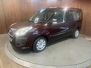 Used 2011 Fiat Doblo Mylife Red - Interior and Exterior details 2