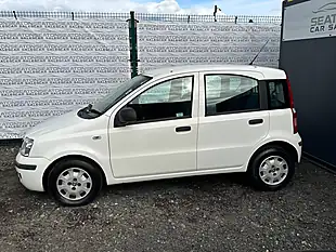 Used 2011 Fiat Panda Active White - Interior and Exterior details 4