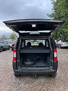 Used 2011 Fiat Qubo Dynamic Black - Interior and Exterior details 10