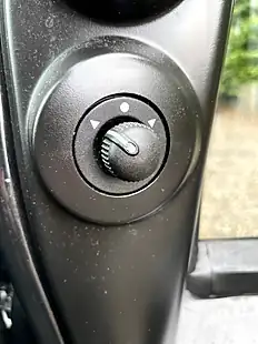 Used 2011 Fiat Qubo Dynamic Black - Interior and Exterior details 17