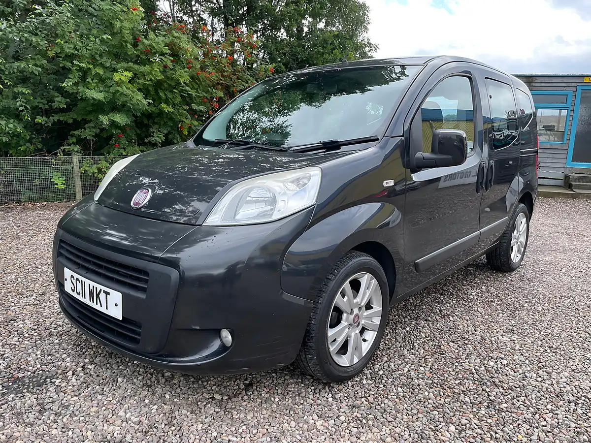 Used 2011 Fiat Qubo Dynamic Black - Interior and Exterior details 2