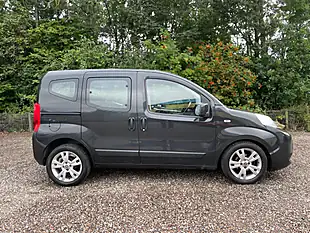 Used 2011 Fiat Qubo Dynamic Black - Interior and Exterior details 5