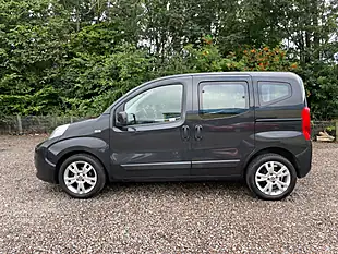 Used 2011 Fiat Qubo Dynamic Black - Interior and Exterior details 6