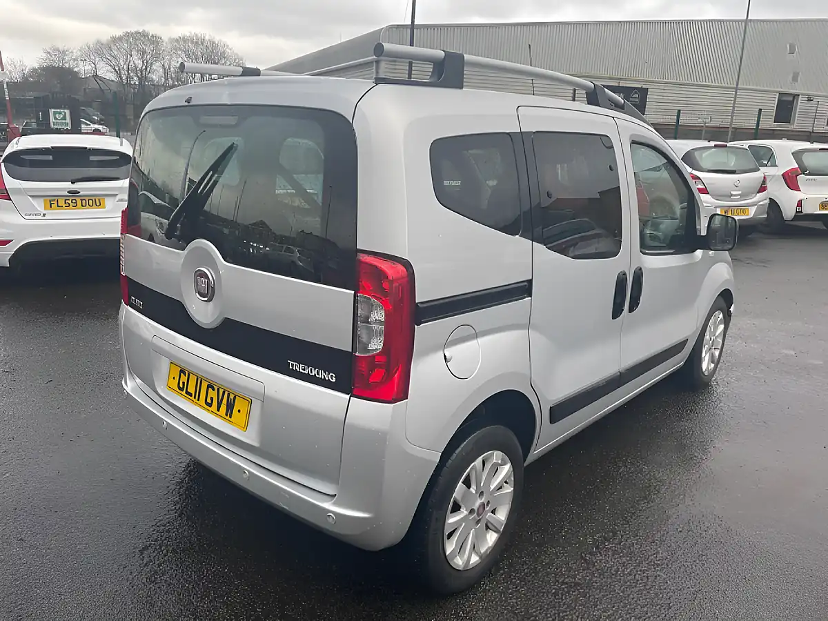 Used 2011 Fiat Qubo Trekking Silver - Interior and Exterior details 9