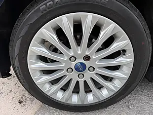 Used 2011 Ford C-Max Titanium Blue - Interior and Exterior details 12