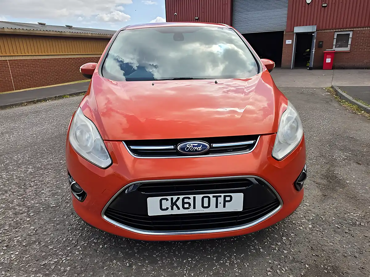 Used 2011 Ford C-Max Titanium Red - Interior and Exterior details 12