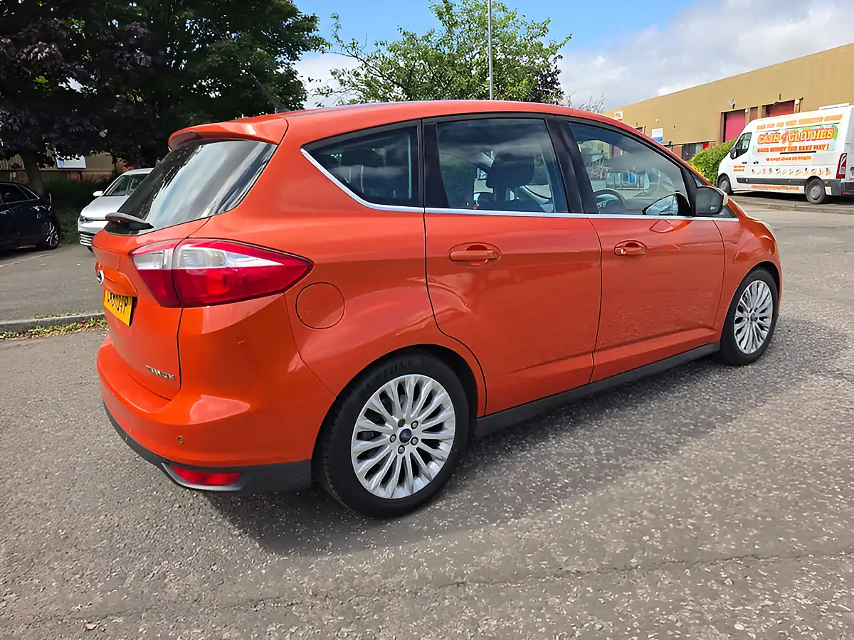 Used 2011 Ford C-Max Titanium Red - Interior and Exterior details 6