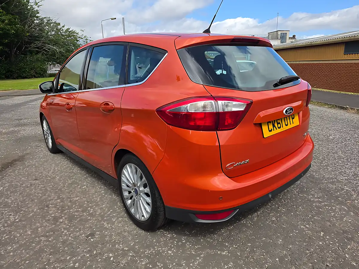 Used 2011 Ford C-Max Titanium Red - Interior and Exterior details 8