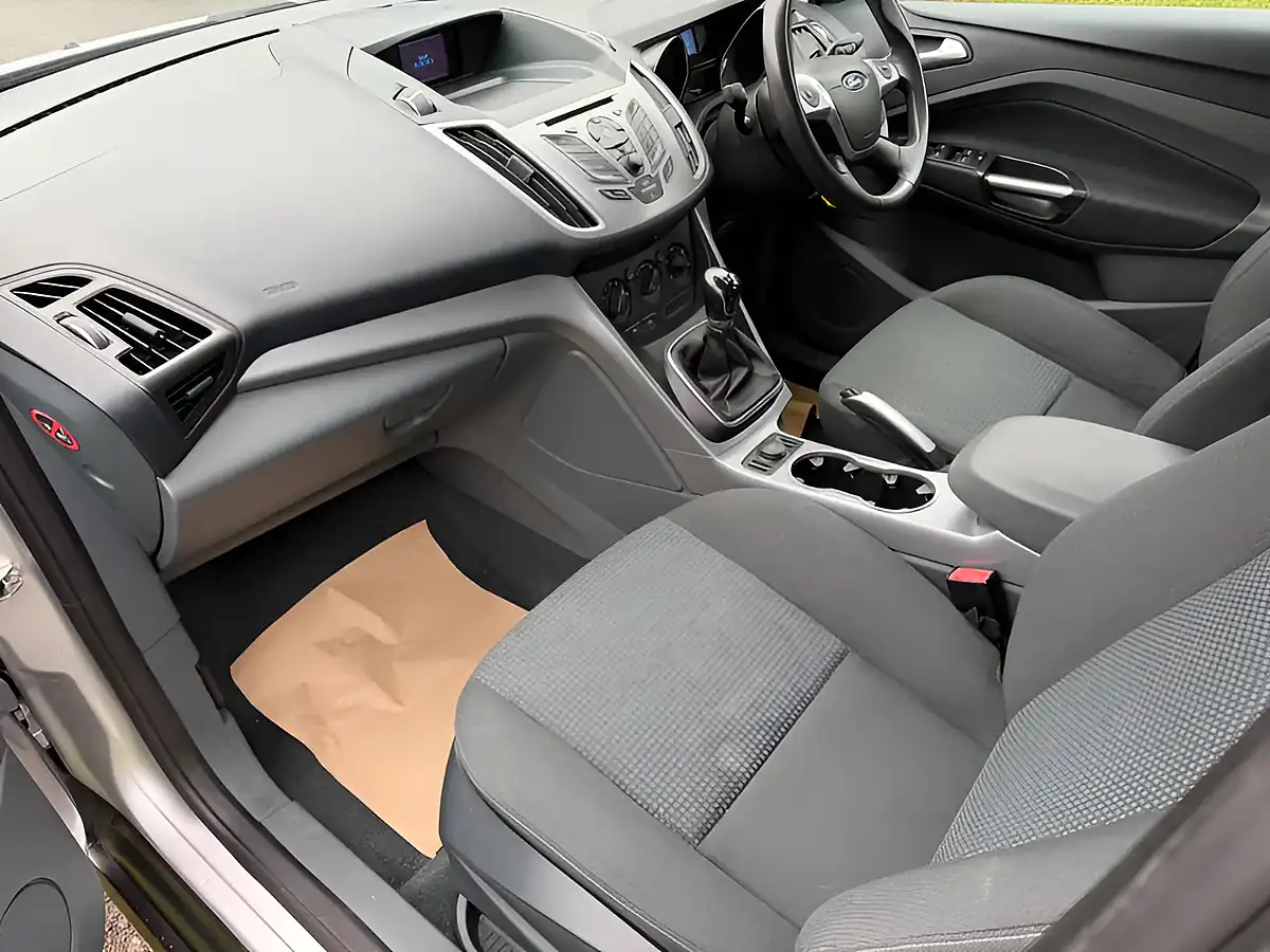 Used 2011 Ford C-Max Zetec Silver - Interior and Exterior details 18