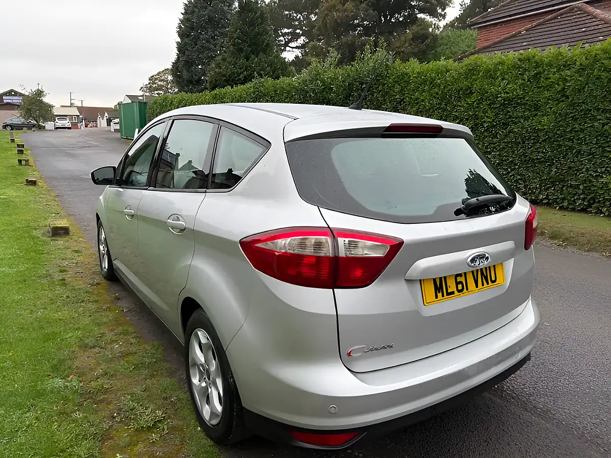 Used 2011 Ford C-Max Zetec Silver - Interior and Exterior details 7
