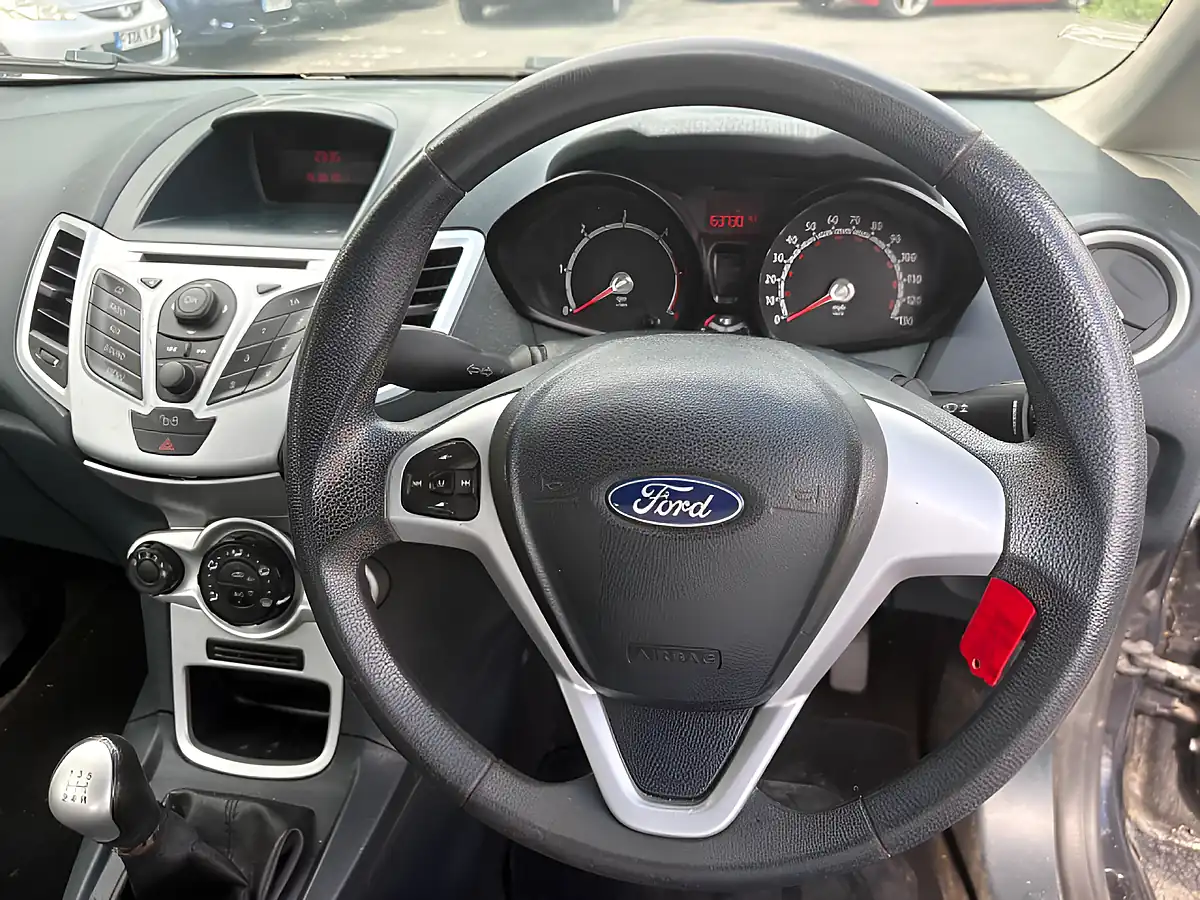 Used 2011 Ford Fiesta Edge Black - Interior and Exterior details 12