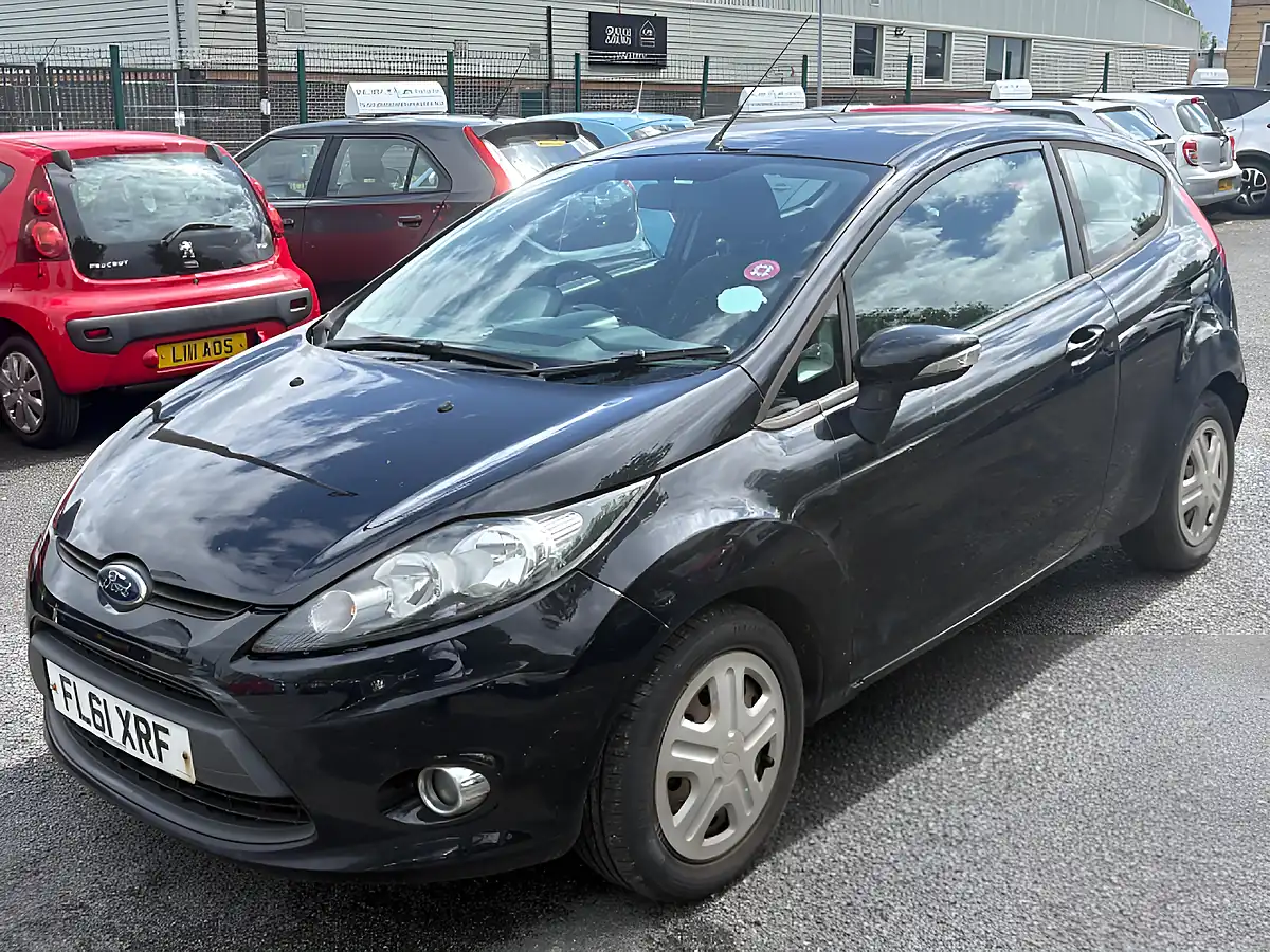 Used 2011 Ford Fiesta Edge Black - Interior and Exterior details 3