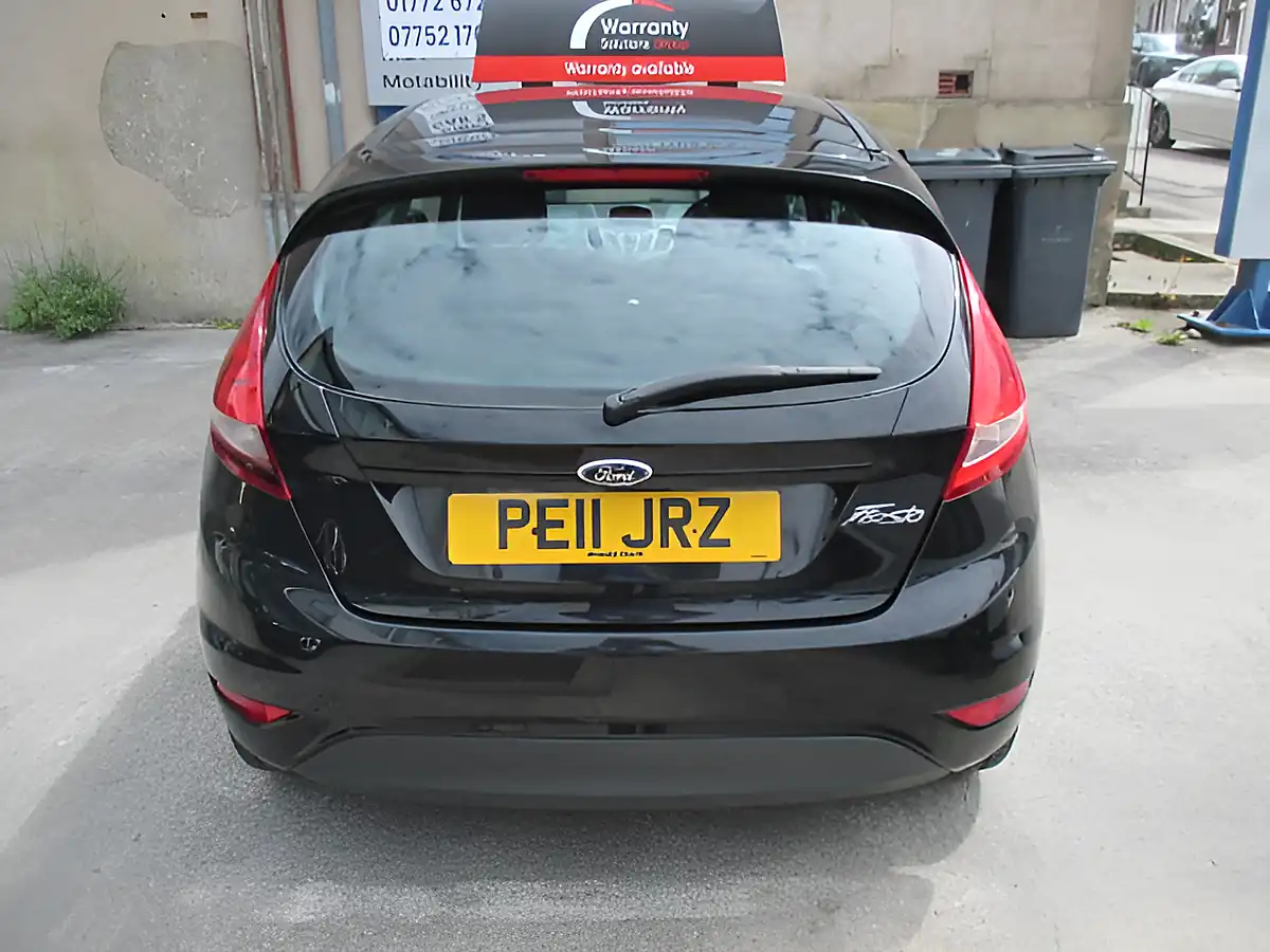 Used 2011 Ford Fiesta Edge Black - Interior and Exterior details 5