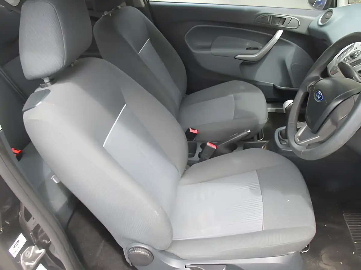 Used 2011 Ford Fiesta Edge Black - Interior and Exterior details 8