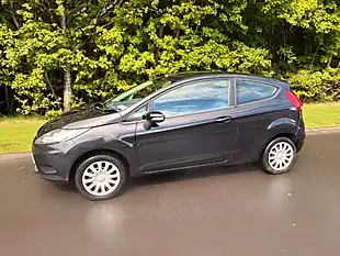 Used 2011 Ford Fiesta Edge Black - Interior and Exterior details 2