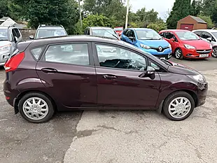 Used 2011 Ford Fiesta Edge Purple - Interior and Exterior details 6