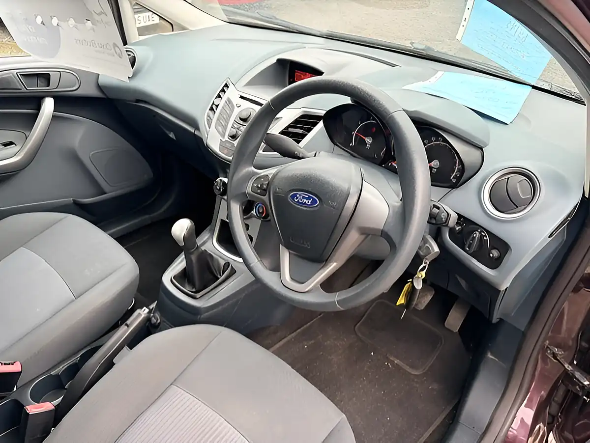 Used 2011 Ford Fiesta Edge Purple - Interior and Exterior details 9