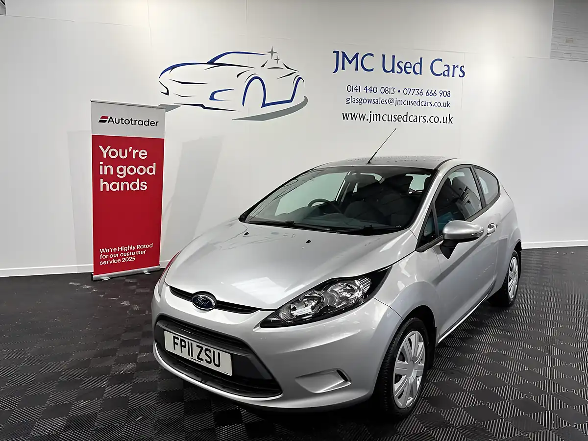 Used 2011 Ford Fiesta Edge Silver - Front View
