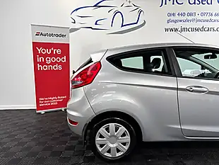 Used 2011 Ford Fiesta Edge Silver - Interior and Exterior details 18