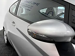 Used 2011 Ford Fiesta Edge Silver - Interior and Exterior details 8