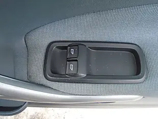 Used 2011 Ford Fiesta Edge Silver - Interior and Exterior details 11