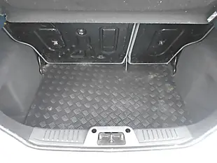 Used 2011 Ford Fiesta Edge Silver - Interior and Exterior details 15