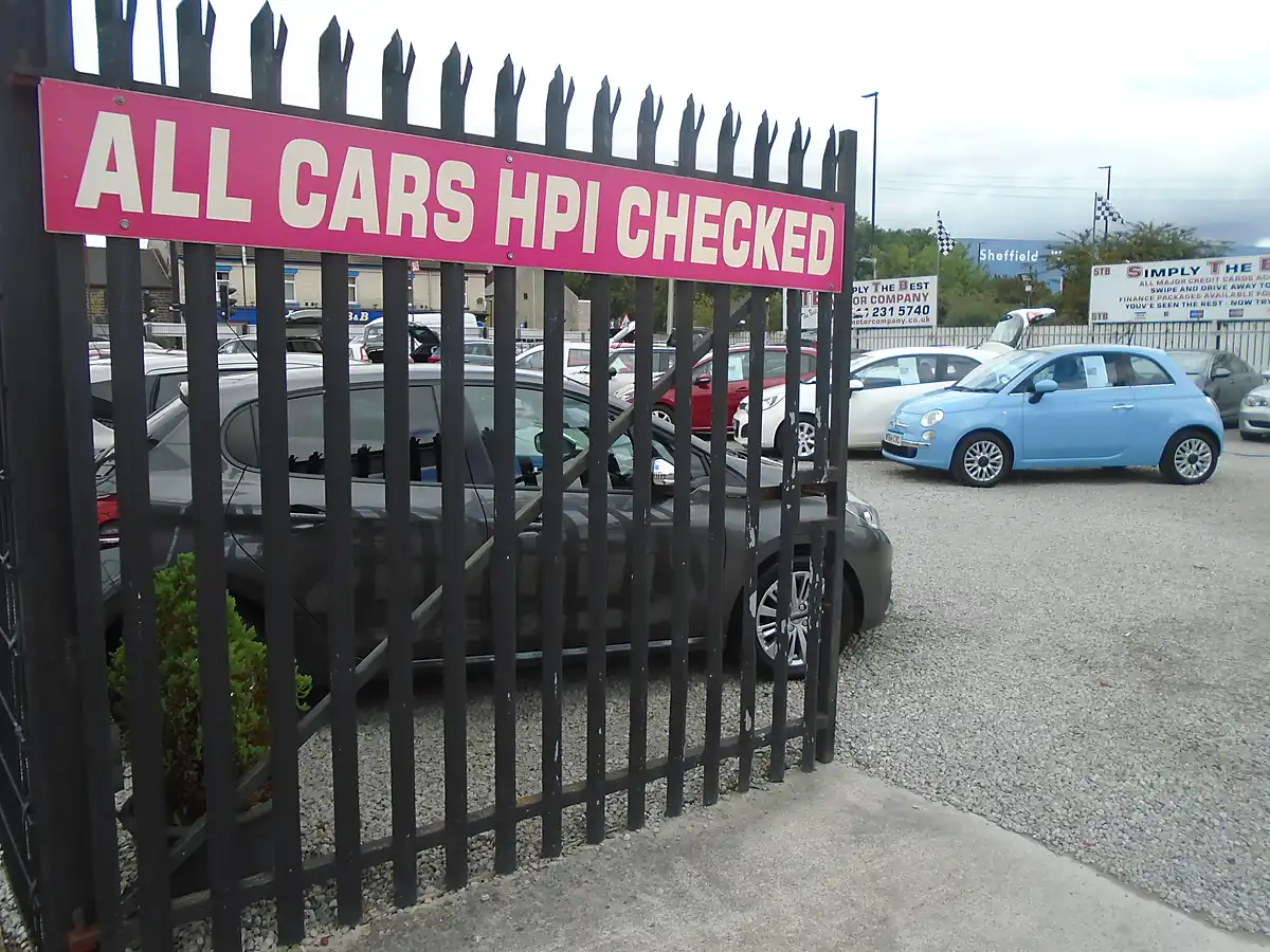 Used 2011 Ford Fiesta Edge Silver - Interior and Exterior details 16