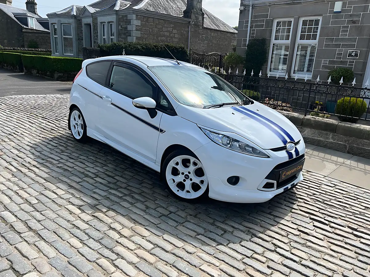 Used 2011 Ford Fiesta S1600 Limited Edition White - Interior and Exterior details 17