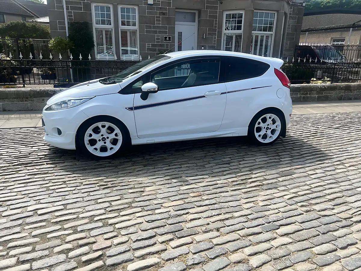 Used 2011 Ford Fiesta S1600 Limited Edition White - Interior and Exterior details 3