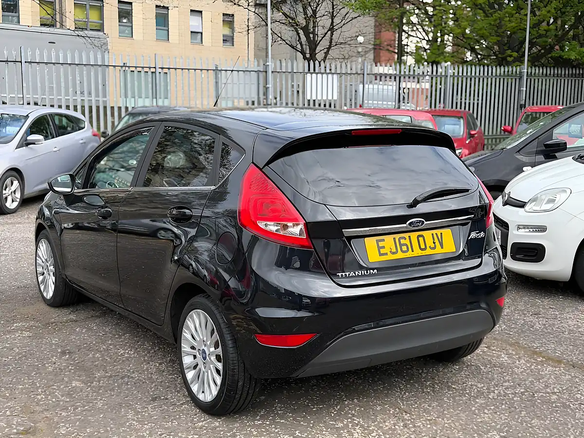 Used 2011 Ford Fiesta Titanium Black - Interior and Exterior details 4