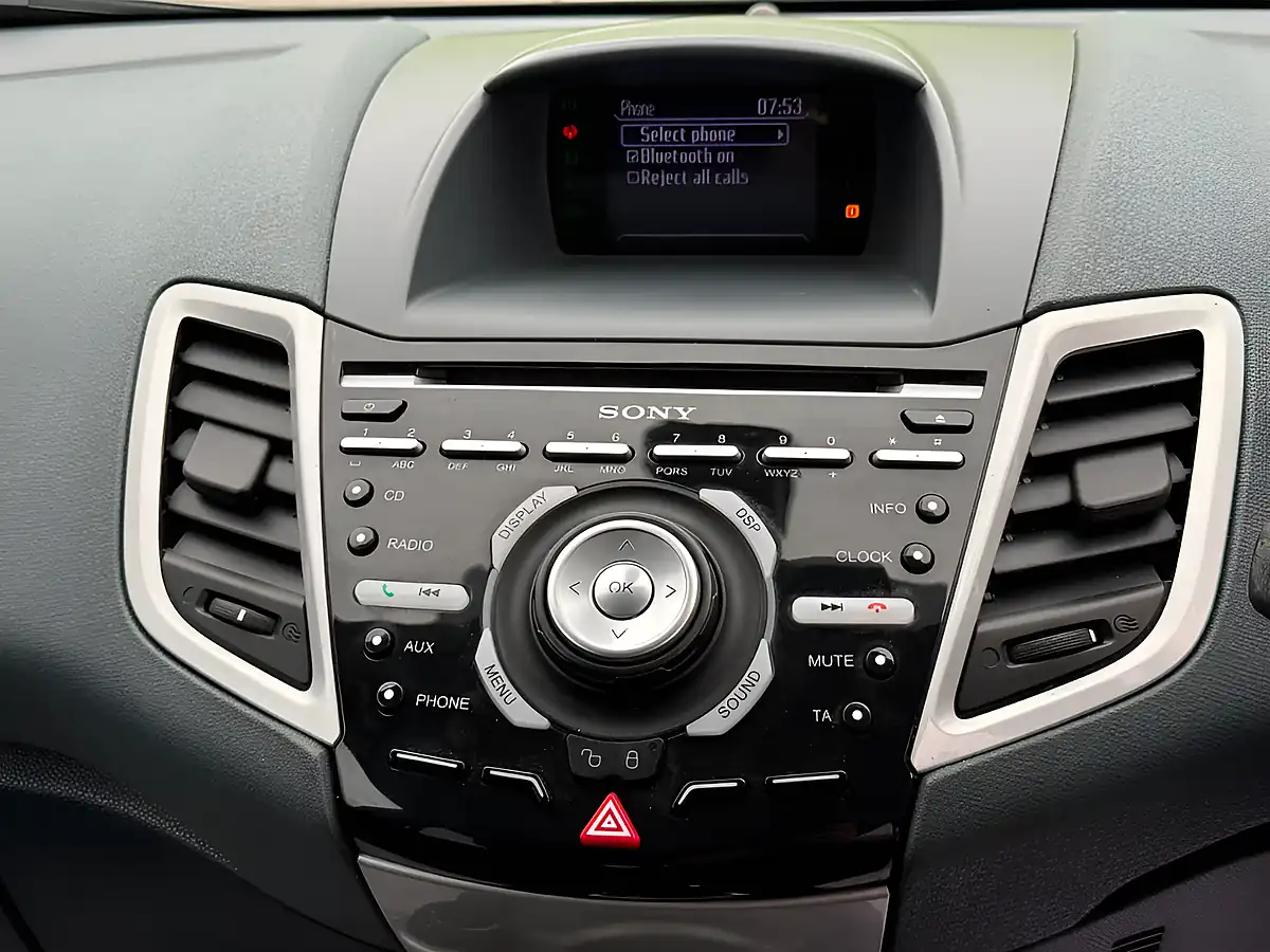 Used 2011 Ford Fiesta Titanium Grey - Interior and Exterior details 14