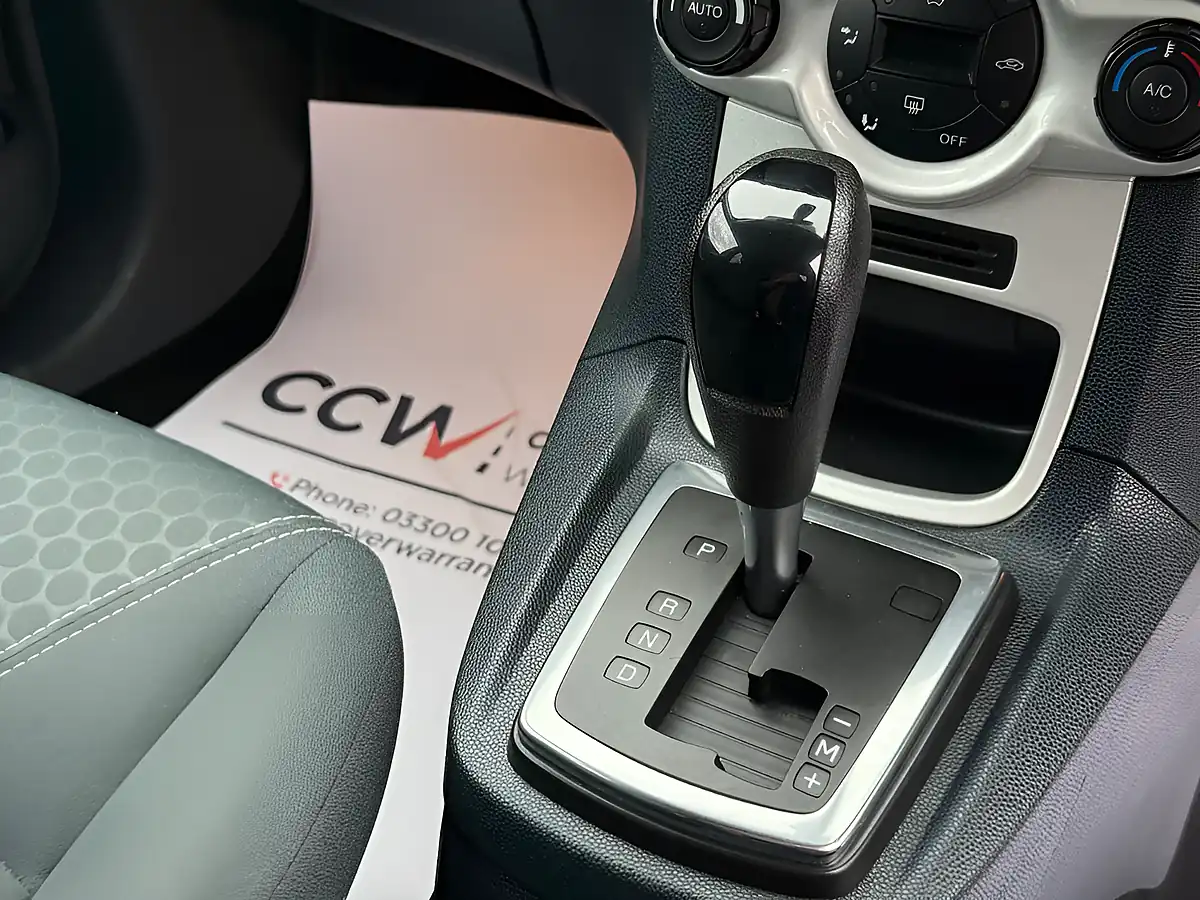 Used 2011 Ford Fiesta Titanium Grey - Interior and Exterior details 16
