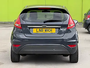 Used 2011 Ford Fiesta Titanium Grey - Interior and Exterior details 6