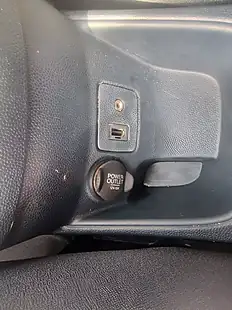 Used 2011 Ford Fiesta Titanium Silver - Interior and Exterior details 16