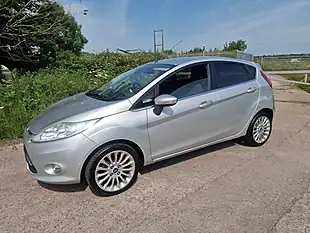 Used 2011 Ford Fiesta Titanium Silver - Interior and Exterior details 4