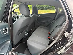 Used 2011 Ford Fiesta Titanium Silver - Interior and Exterior details 10