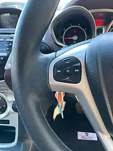 Used 2011 Ford Fiesta Titanium Silver - Interior and Exterior details 14