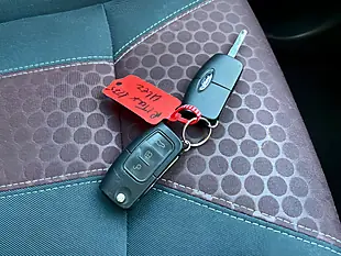 Used 2011 Ford Fiesta Titanium Silver - Interior and Exterior details 20