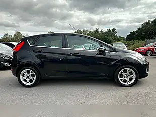Used 2011 Ford Fiesta Zetec Black - Interior and Exterior details 12